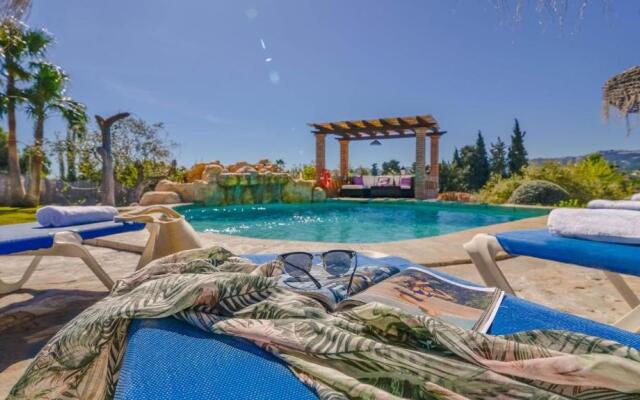 Casa Senorio del Olivar Mijas by Ruralidays