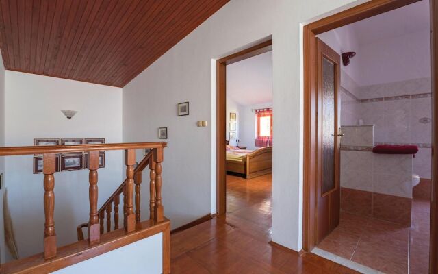 Nice Home in Pula With Wifi and 4 Bedrooms