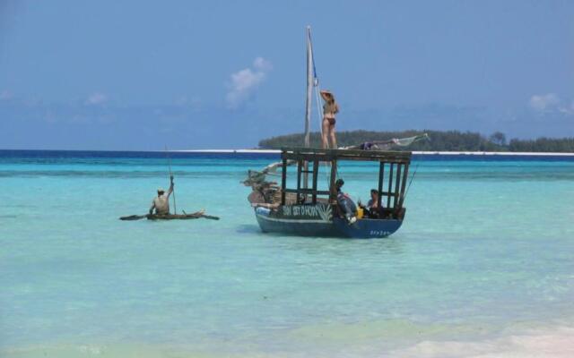 Coral nungwi and restaurant