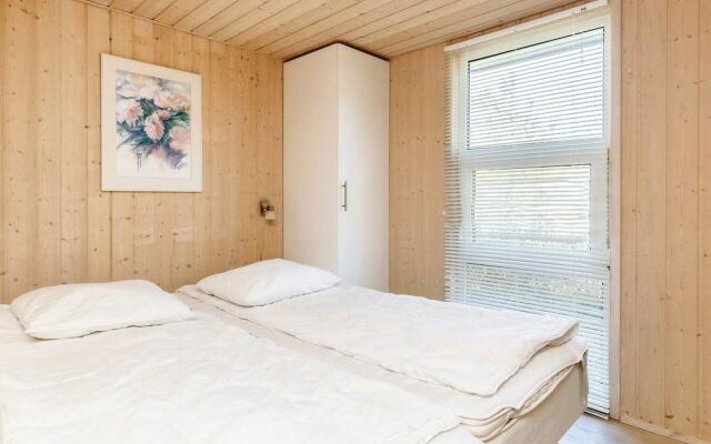 6 Person Holiday Home in Albaek