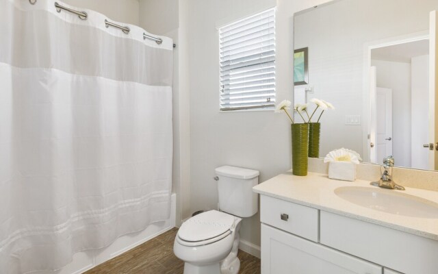 Bella Vida - 427 Marcello Blvd