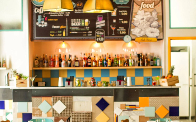 NeapolitanTrips Hostel and Bar