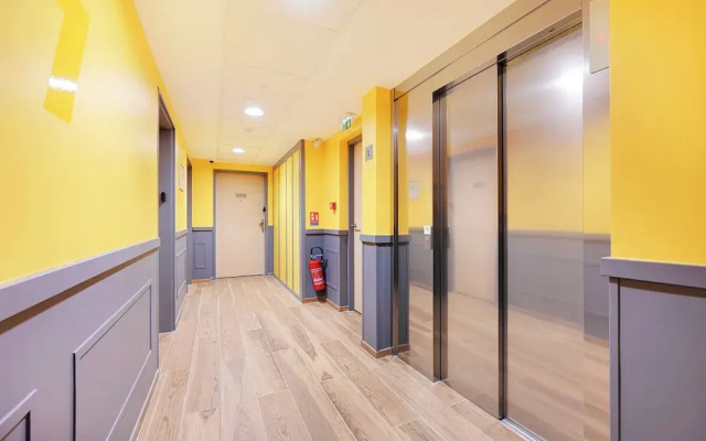 Elegant Apartment With Rooftop - 1br/4p - Vanves