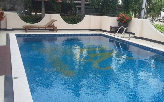 Hillton Holiday @naklua