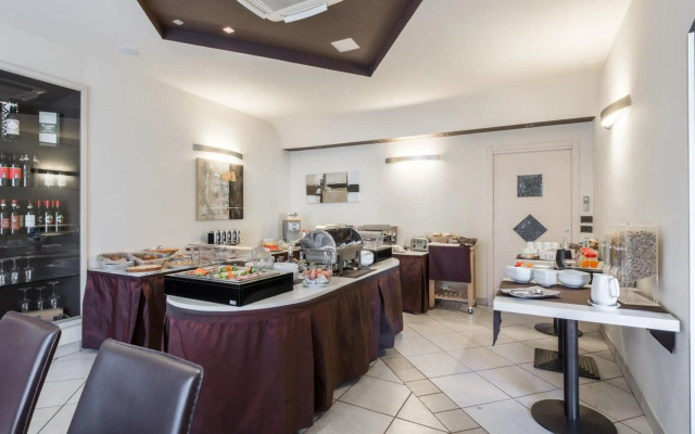 Hotel Montebello