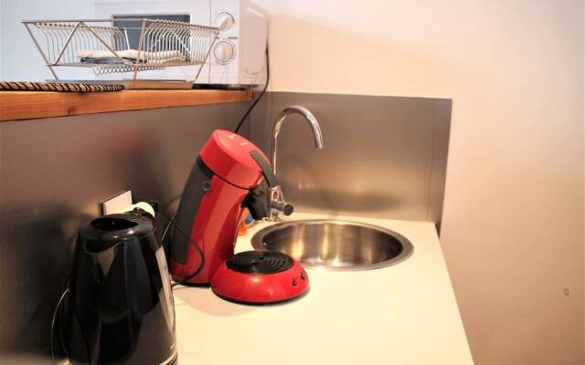 Very Central 1 Bedroom with Balcony