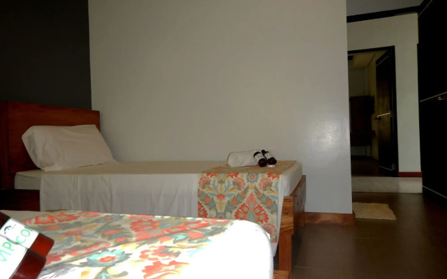 Acacia Garden Inn
