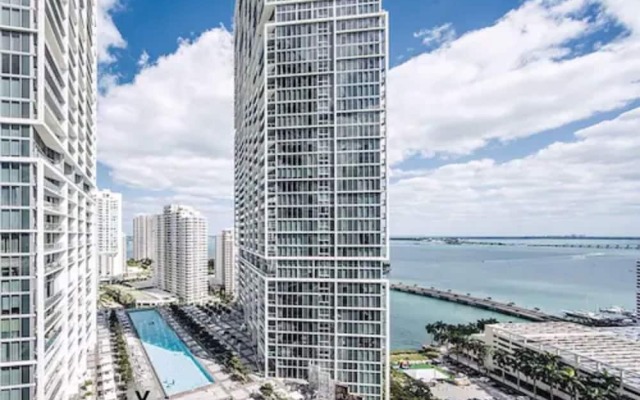 Icon Brickell W Miami by Velvet Luxury