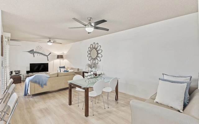 Kiah Unit 14 53 Victoria Parade – Guest Rooms – Nelson Bay