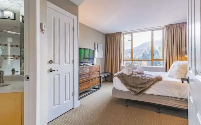 Top Floor Two Bedroom Suite in Whistler - 630