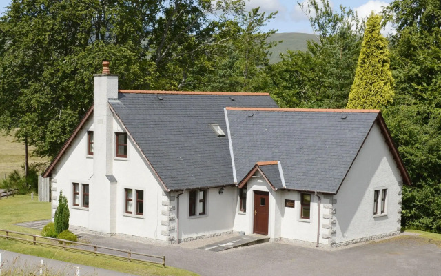 Factors Inn & Cottage