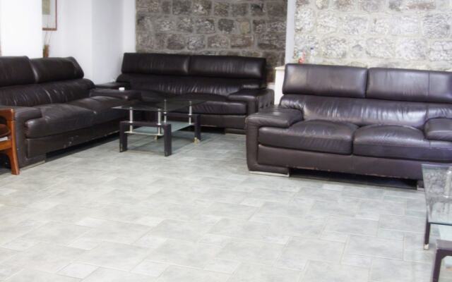 Aviv Hostel - Hostel