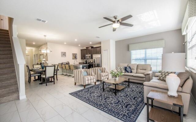 Amazing Townhome! - Storey Lake - 3074JD