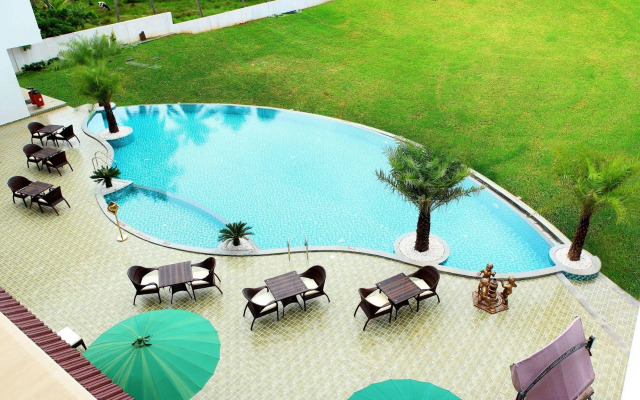 Lake Palace Hotel Trivandrum