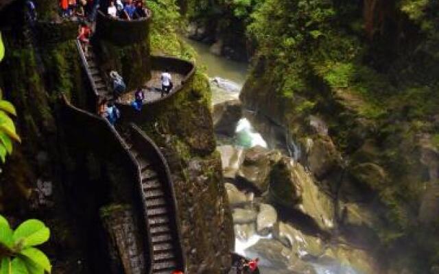 Cabañas Pailon del Diablo