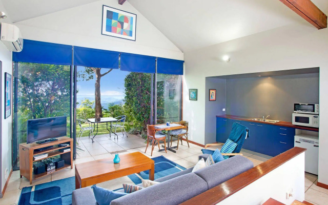 Mountain Edge Studios on Tamborine Mountain