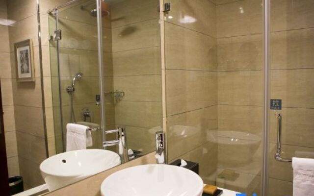 Howard Johnson by Wyndham Business Club Hotel Shaoxing