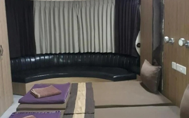 The Kei Inn & Suites Hotel near Salt Lake