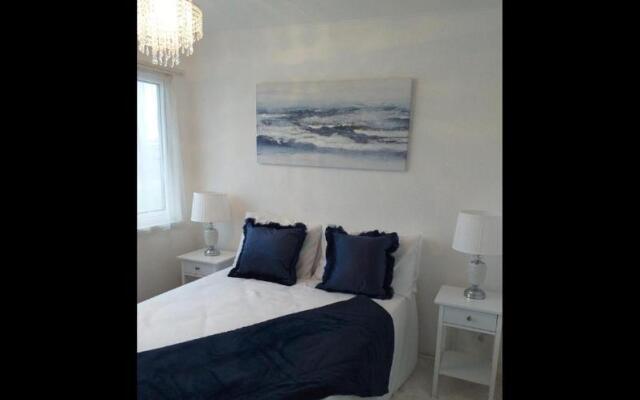 Seadell 2 Bed Coastal Chalet in Hemsby, Great Yar