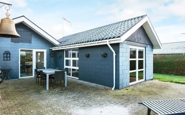 6 Person Holiday Home in Juelsminde-by Traum