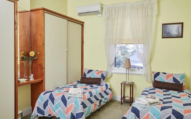 Bristol House Accommodation