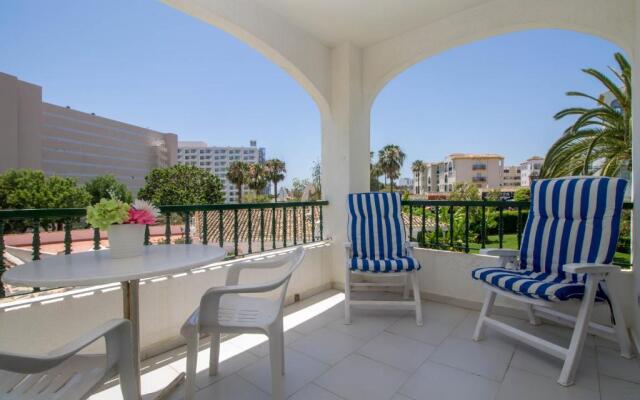 Erisa 25 by IVI Real Estate