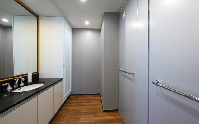 Kolon Seacloud Hotel