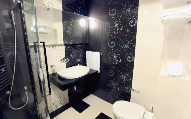 Ambiance Hotel