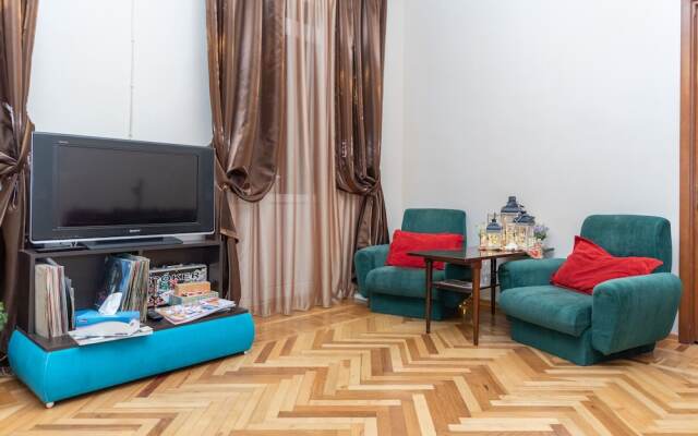 ArtEast Hostel
