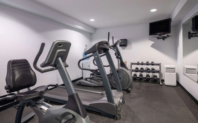 Travelodge Suites by Wyndham Saint John