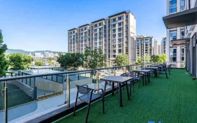 Elong Hotel (Beijing Chang'an Tianjie Qiaohuying Subway ）