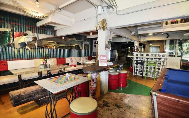 ZEN Hostel Silom 14