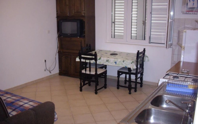 Per - 80 m From Beach - A6