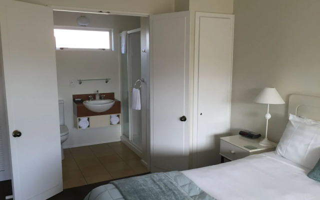 Tuscana Motor Lodge