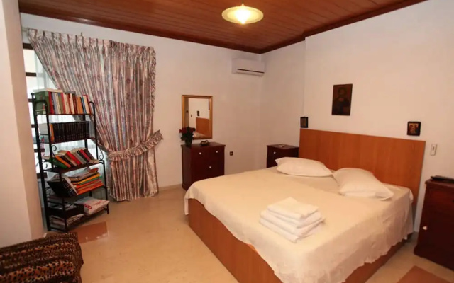 Nilly's Central Luxury Apartments