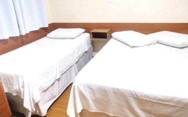 Lelis Hotel