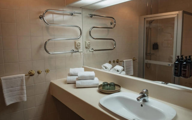 Home Hotel Christian IV – Dinner included