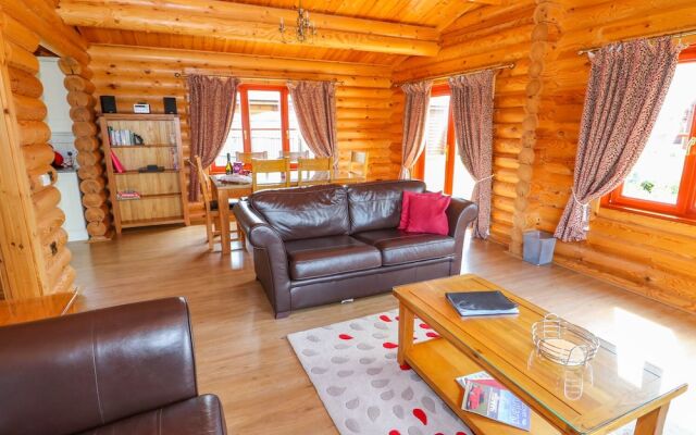 Sycamore Lodge