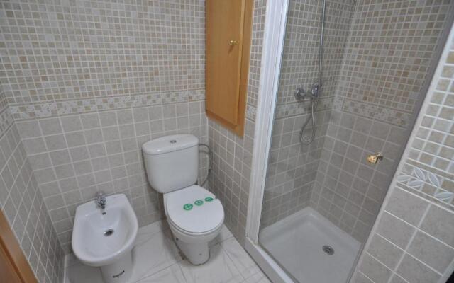 RNET - IR 28-AB Studios Roses Costa Brava