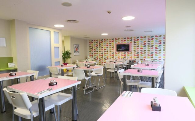 Citrus Hotel Cheltenham by Compass Hospitality