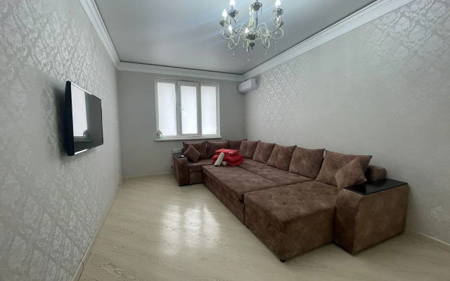 Апартаменты на улице Времена Года 15