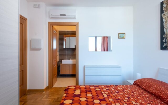 Casa Titty in Roma With 1 Bedrooms and 1 Bathrooms