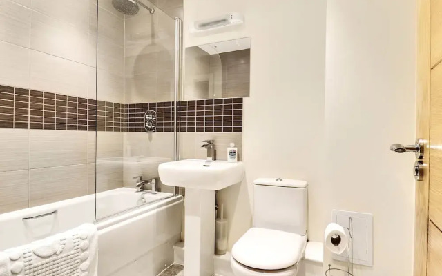 Sapphire Serviced Apartment