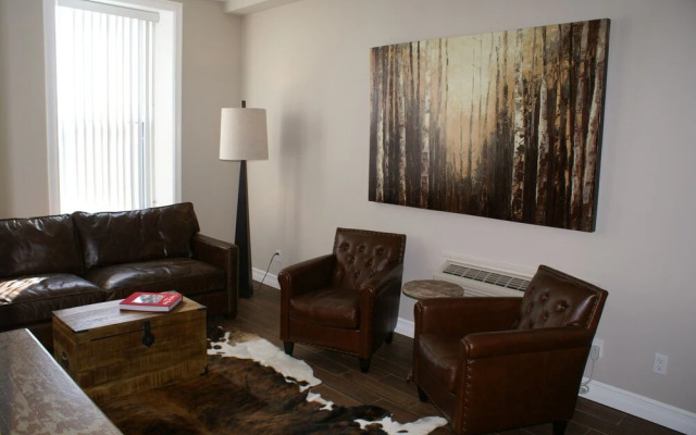 Western Hotel & Executive Suites