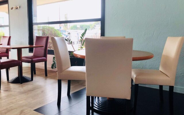 Kyriad Avignon Cap Sud