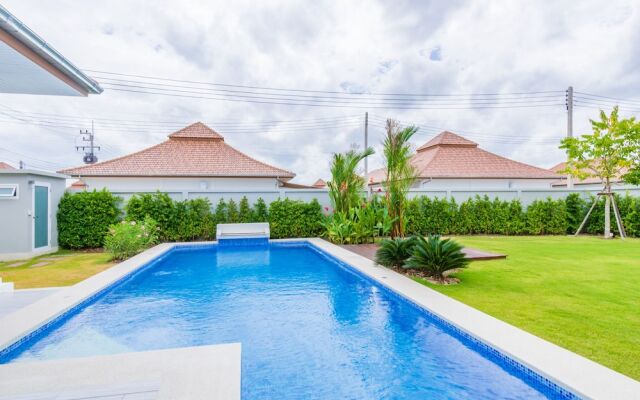 Tropical 3 Bedroom Pool Villa MP75