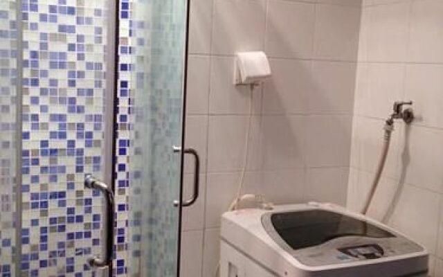 Yuelai Apartment Hotel