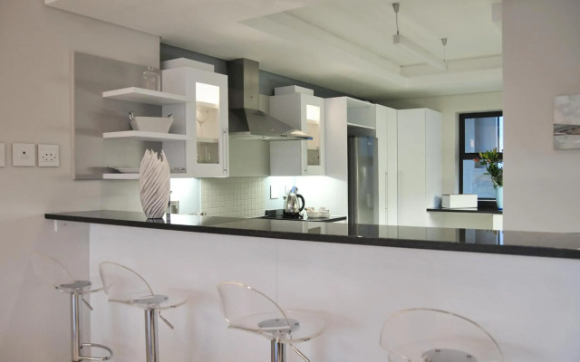 Whale Coast All-Suite-Hotel
