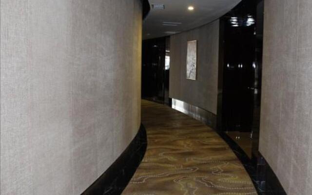 Lavande Hotel (Yangjiang Xiping Road Walmart)
