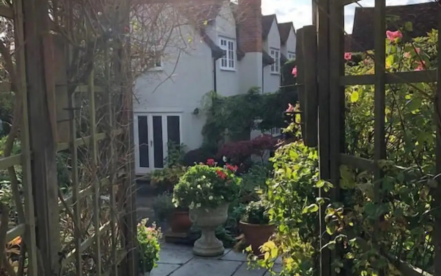 Motts Cottage